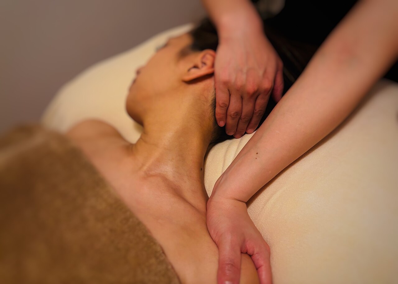 SPA:Beロゴ入りエントランス・廊下